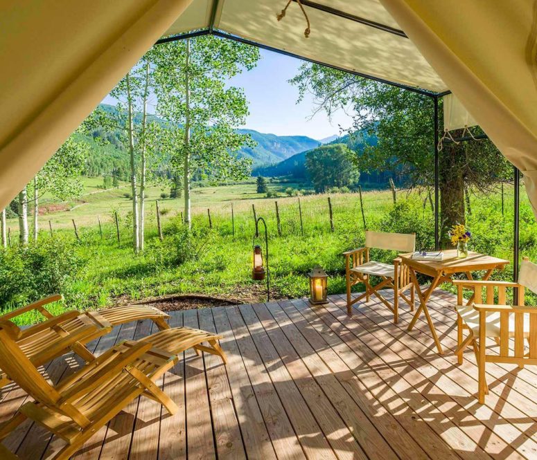 Mountain tent deck