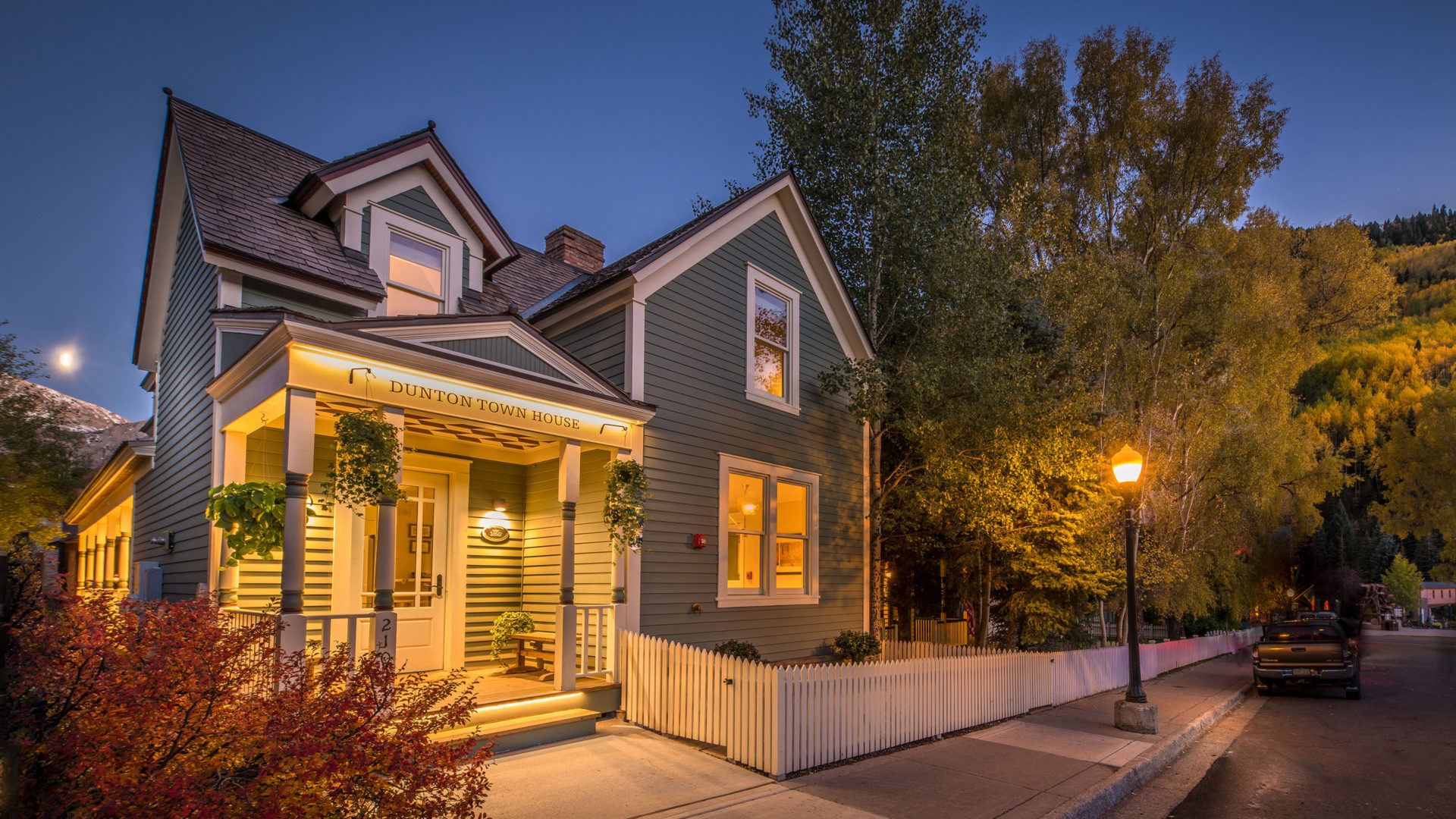 Pet-friendly Townhomes Manchaca