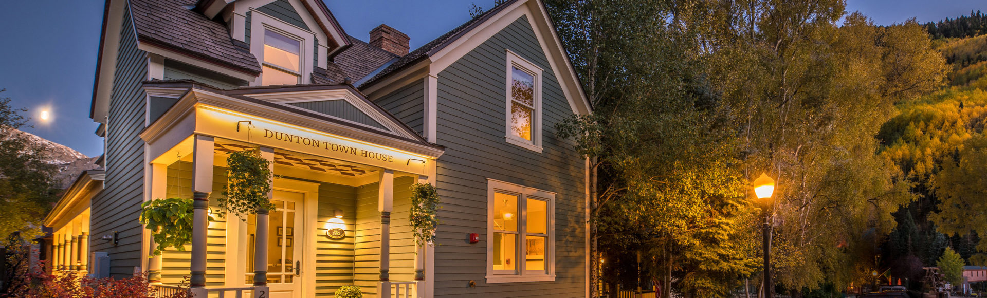 Town House from street fall